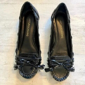 Arturo Chiang Black Loafers with Tassels